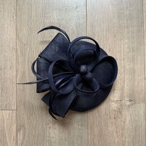 Elegant Navy Derby Fascinator Hat